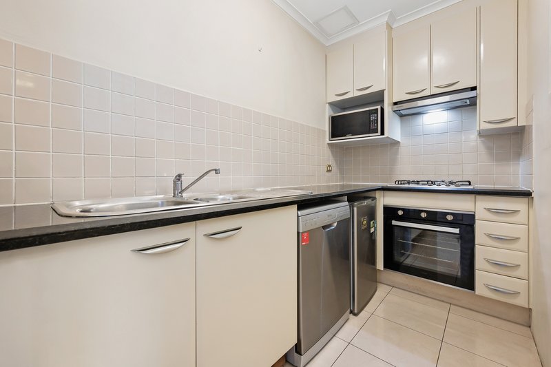 Photo - 20/1 Katherine Street, Chatswood NSW 2067 - Image 4