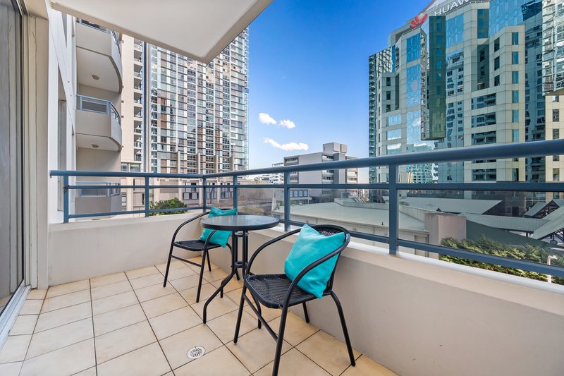 Photo - 20/1 Katherine Street, Chatswood NSW 2067 - Image 6