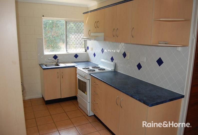 Photo - 201 Pinnacle Drive, Rasmussen QLD 4815 - Image 4