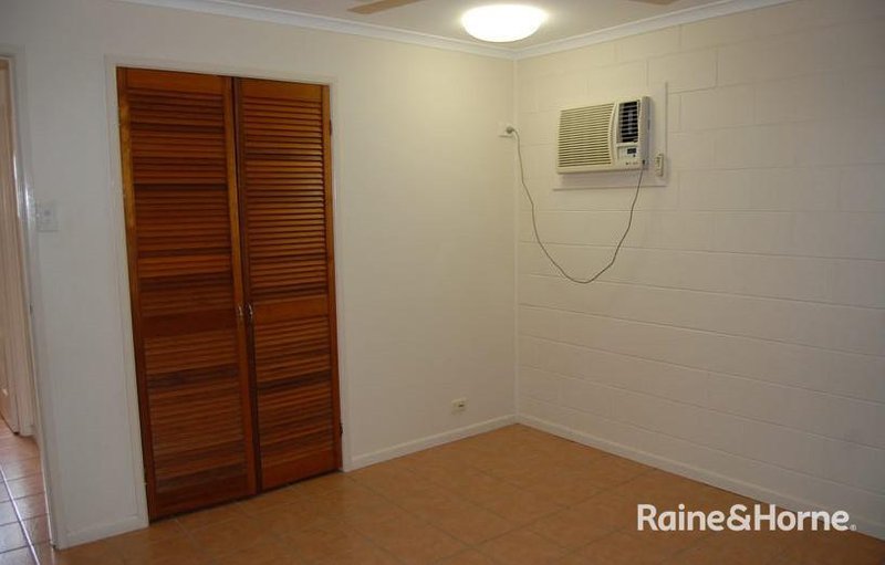 Photo - 201 Pinnacle Drive, Rasmussen QLD 4815 - Image 5