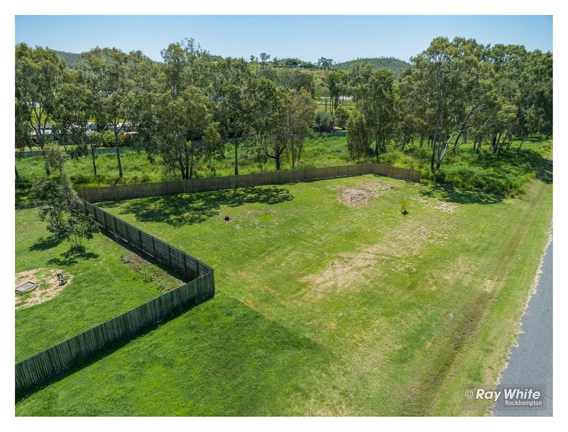 Photo - 201 Wiseman Street, Kabra QLD 4702 - Image 9