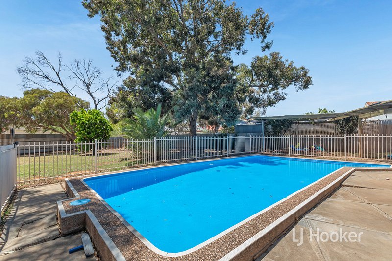 Photo - 201 Woodford Road, Elizabeth North SA 5113 - Image 20