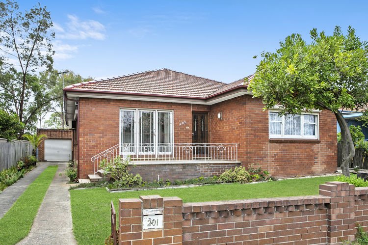 201 Woodville Road, Merrylands NSW 2160