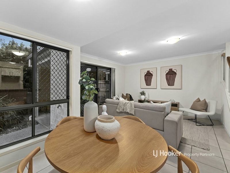 Photo - 20/10 Highgrove Street, Calamvale QLD 4116 - Image 4