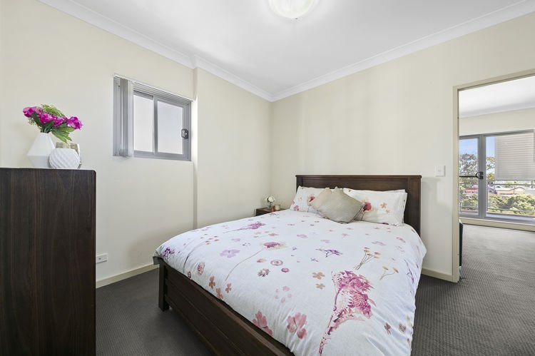 Photo - 20/104 Railway Terrace, Merrylands NSW 2160 - Image 6