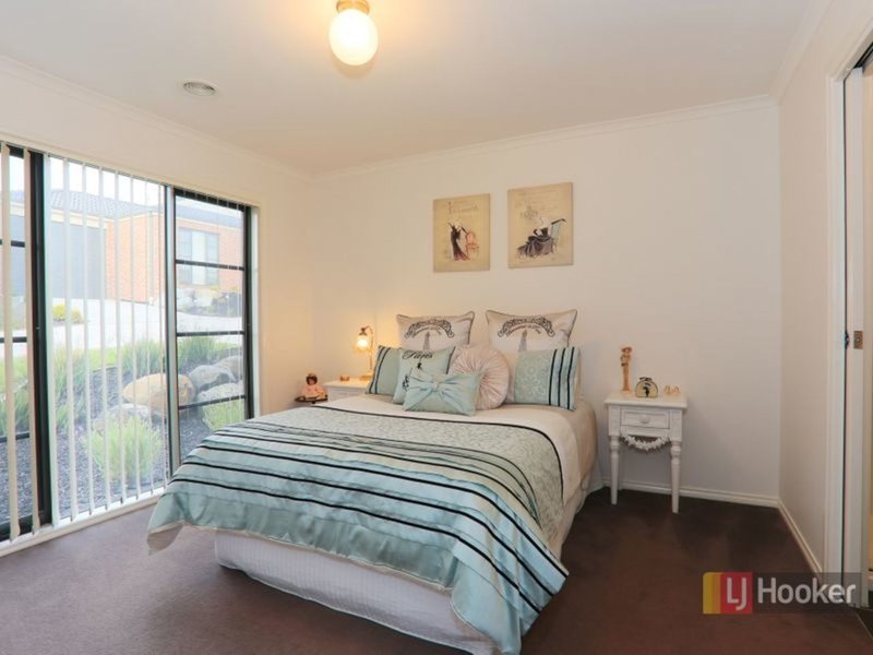 Photo - 20/107 Army Road, Pakenham VIC 3810 - Image 3