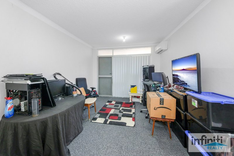 Photo - 20/11 Forbes Street, Liverpool NSW 2170 - Image 3