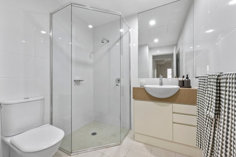 Photo - 201/10 Ada Avenue, Wahroonga NSW 2076 - Image 17
