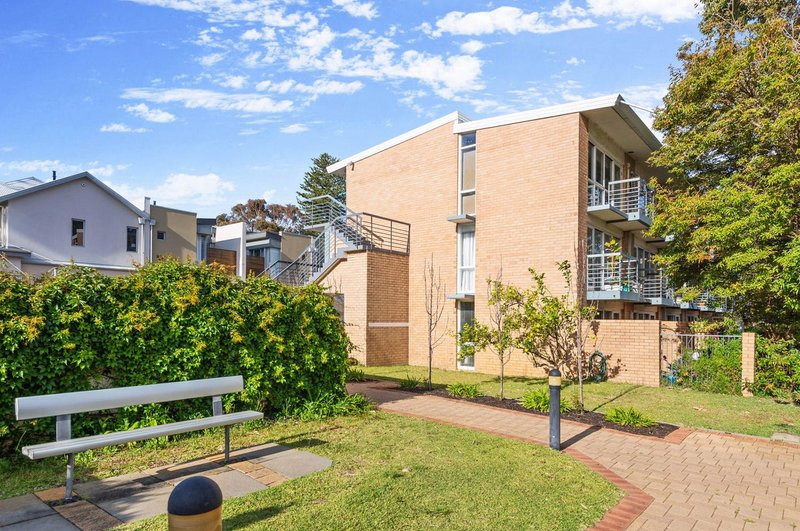 Photo - 201/14 Mcnamara Way, Cottesloe WA 6011 - Image 11