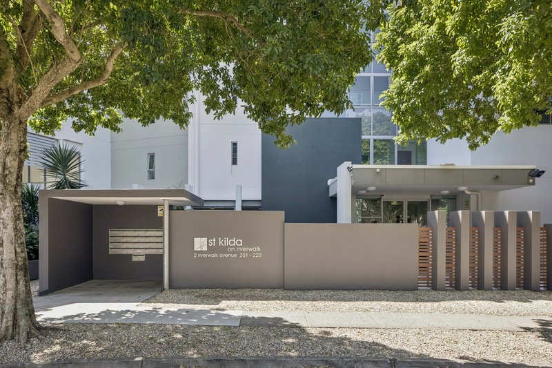 Photo - 201/2-4 Riverwalk Avenue, Robina QLD 4226 - Image 26