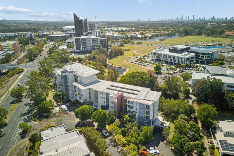 Photo - 201/2-4 Riverwalk Avenue, Robina QLD 4226 - Image 32