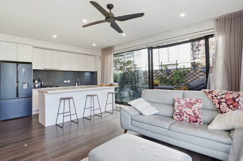 Photo - 201/2 Churchill Street, Ringwood VIC 3134 - Image 7