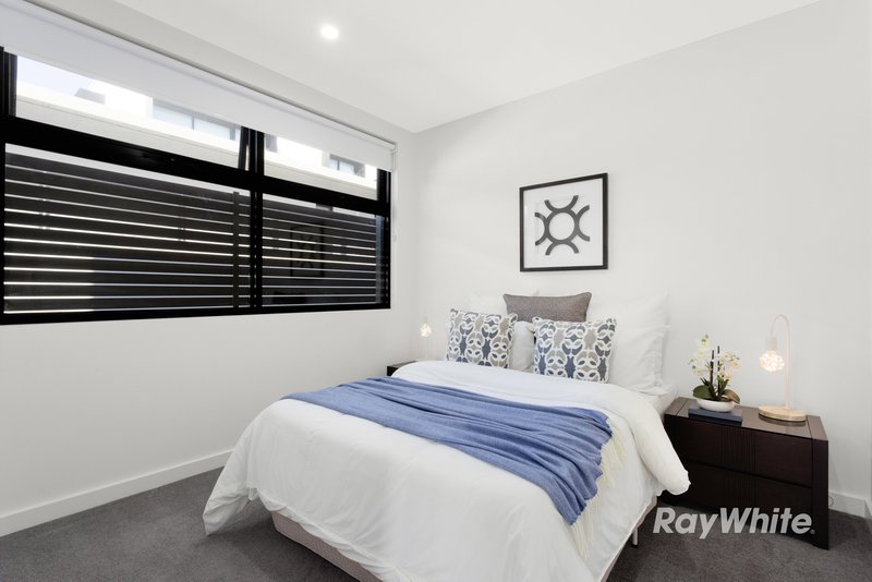 Photo - 201/257 Neerim Road, Carnegie VIC 3163 - Image 3