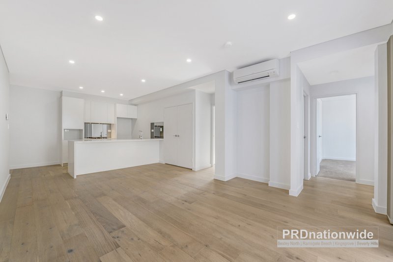 Photo - 201/315 Taren Point Road, Caringbah NSW 2229 - Image 1