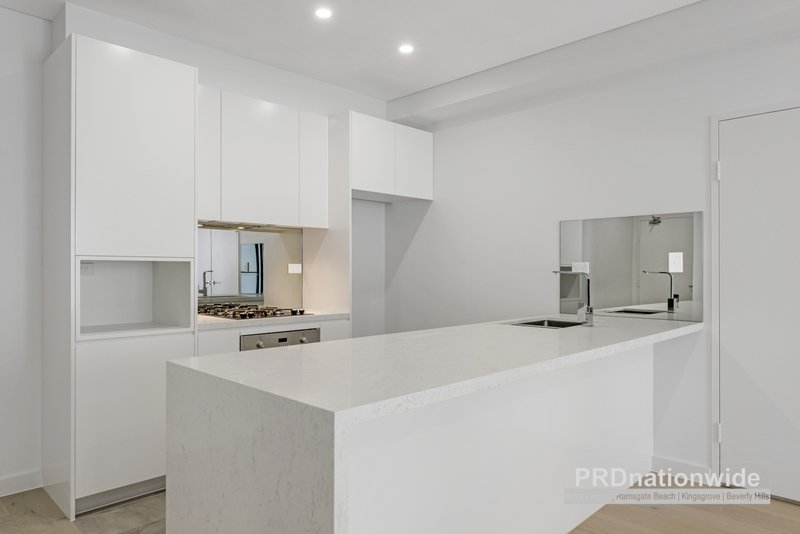Photo - 201/315 Taren Point Road, Caringbah NSW 2229 - Image 2
