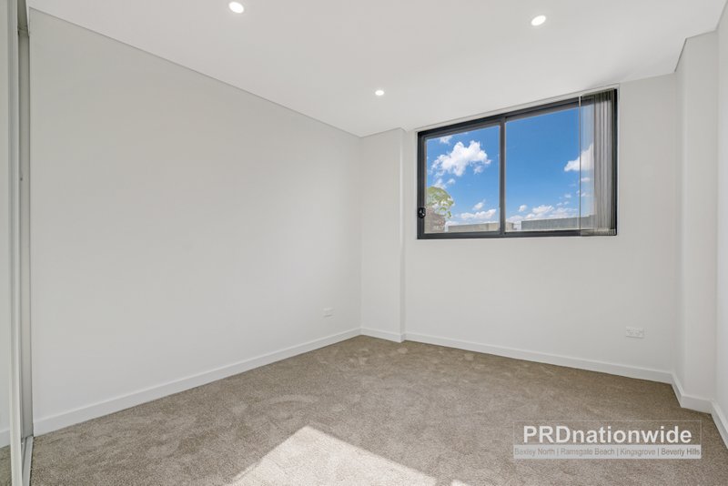 Photo - 201/315 Taren Point Road, Caringbah NSW 2229 - Image 3