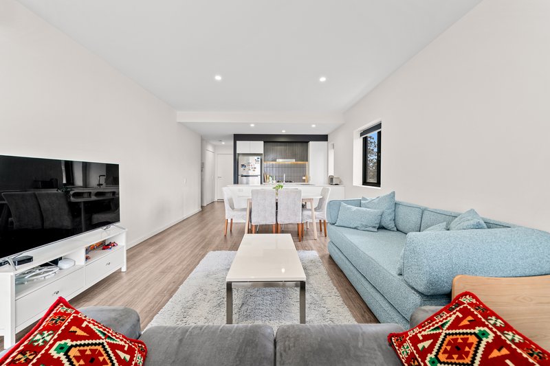 Photo - 201/32 Gonzales Street, Macgregor QLD 4109 - Image 7