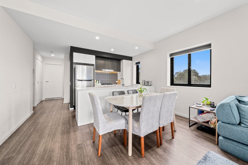 Photo - 201/32 Gonzales Street, Macgregor QLD 4109 - Image 8