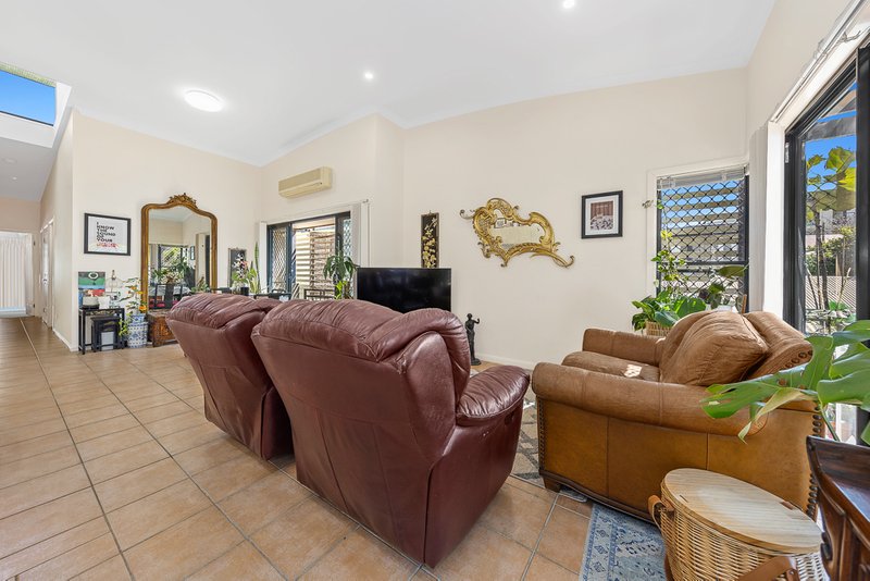 Photo - 201/32 Maryvale Street, Toowong QLD 4066 - Image 4