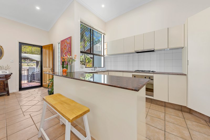 Photo - 201/32 Maryvale Street, Toowong QLD 4066 - Image 5