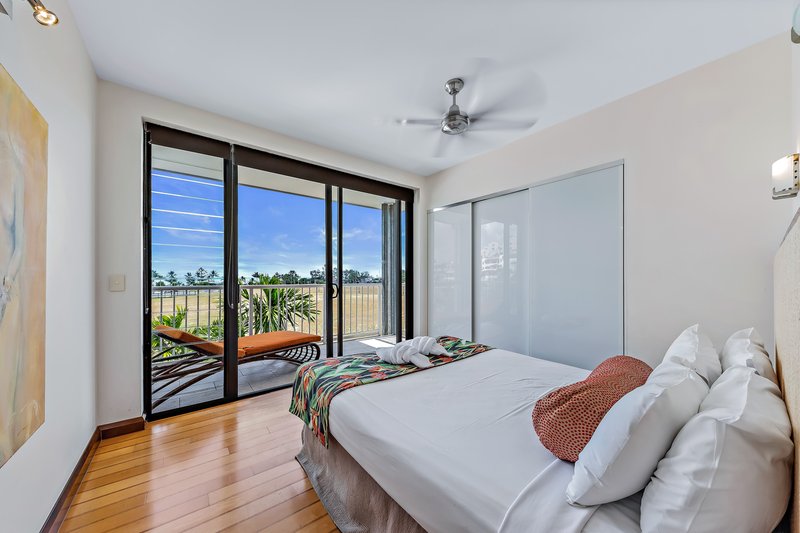 Photo - 201/33 Port Drive, Airlie Beach QLD 4802 - Image 12