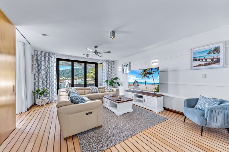 Photo - 201/33 Port Drive, Airlie Beach QLD 4802 - Image 2