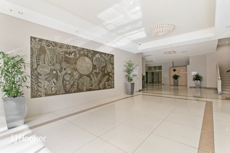 Photo - 201/39 Grenfell Street, Adelaide SA 5000 - Image 12