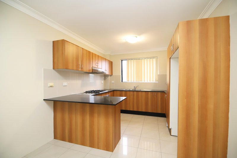 Photo - 20/14-16 White Avenue, Bankstown NSW 2200 - Image 2