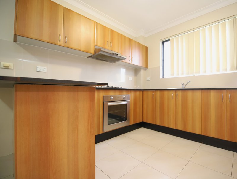 Photo - 20/14-16 White Avenue, Bankstown NSW 2200 - Image 3