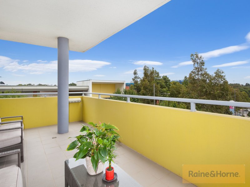 Photo - 201/47 Main Street, Rouse Hill NSW 2155 - Image 4