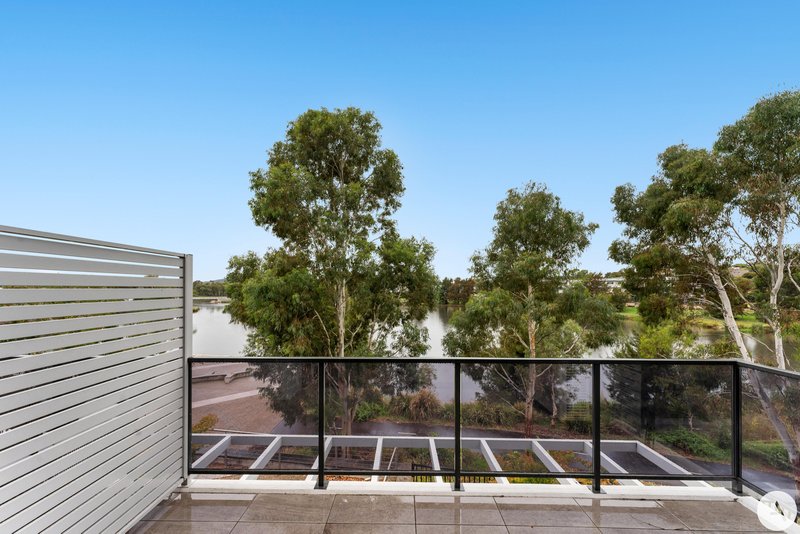Photo - 20/15 Cynthea Teague Crescent, Greenway ACT 2900 - Image 6