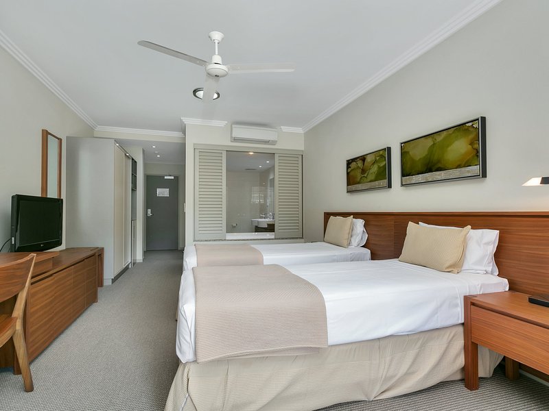 Photo - 201/57-65 Paradise Palms Drive, Kewarra Beach QLD 4879 - Image 10