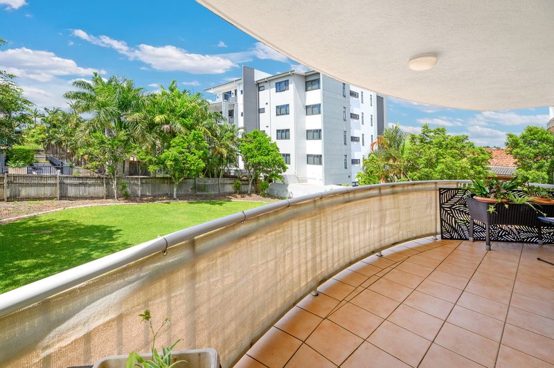 Photo - 20/16-20 Sykes Court, Southport QLD 4215 - Image 3