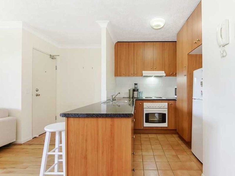 Photo - 20/16 Purli St , Surfers Paradise QLD 4217 - Image 5