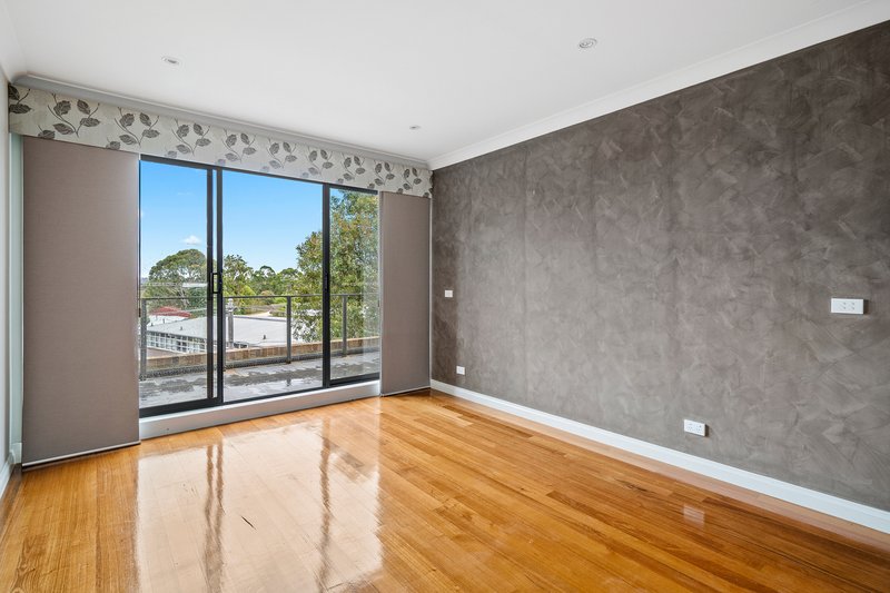 Photo - 201/7-9 Birch Street, Bayswater VIC 3153 - Image 6