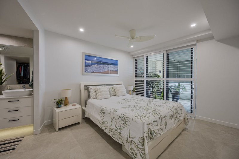 Photo - 201/73 Esplanade , Golden Beach QLD 4551 - Image 11