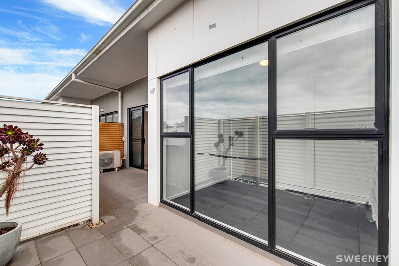 Photo - 201/79 Merton Street, Altona Meadows VIC 3028 - Image 10