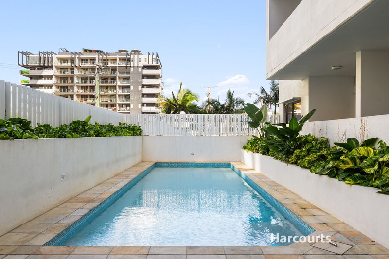 Photo - 201/8 Holden Street, Woolloongabba QLD 4102 - Image 11