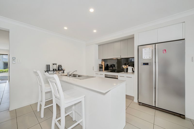 Photo - 20/188 Gainsborough Drive, Pimpama QLD 4209 - Image 2