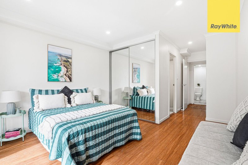 Photo - 201/91D Bridge Road, Westmead NSW 2145 - Image 8