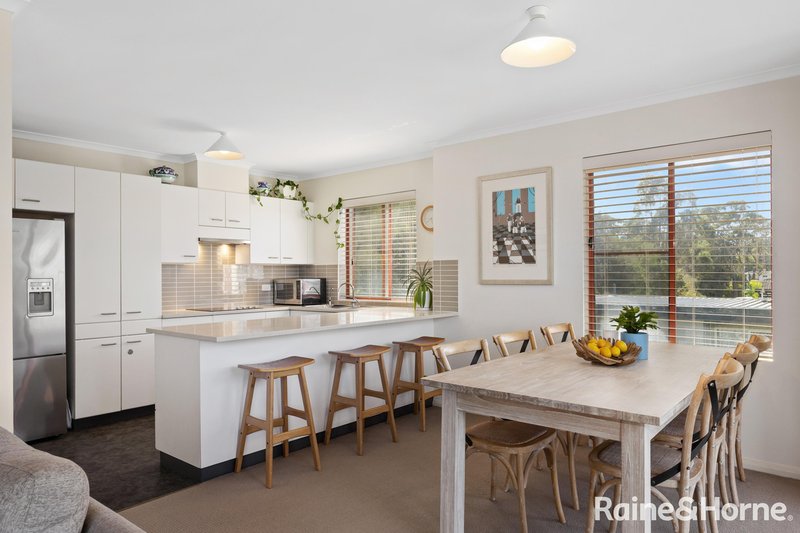 Photo - 20/1A Mitchell Parade, Mollymook Beach NSW 2539 - Image 4