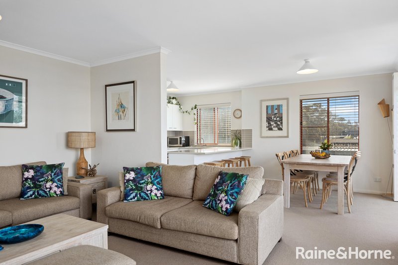 Photo - 20/1A Mitchell Parade, Mollymook Beach NSW 2539 - Image 5