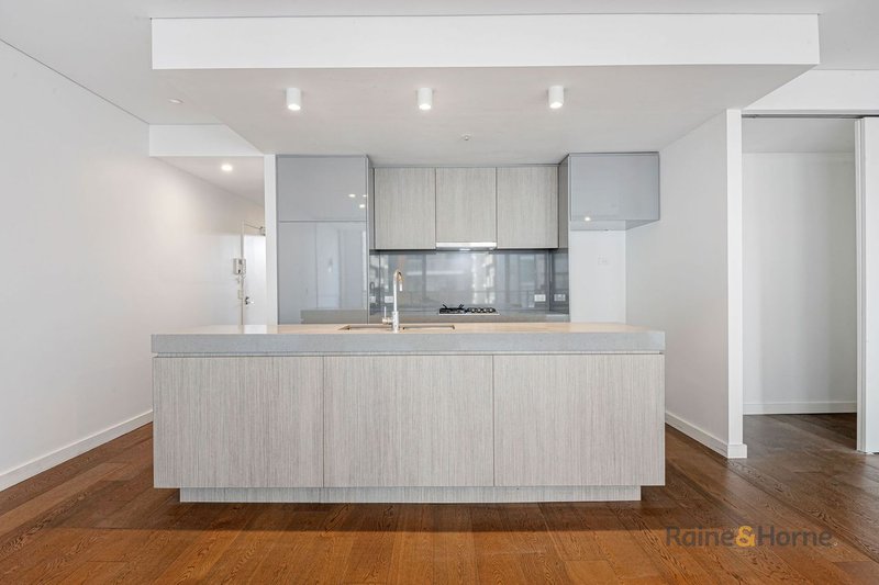 Photo - 20/2-8 James Street, Carlingford NSW 2118 - Image 5