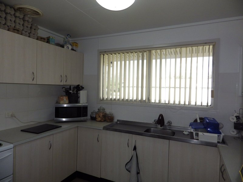 Photo - 202 Alice Street, Mitchell QLD 4465 - Image 5