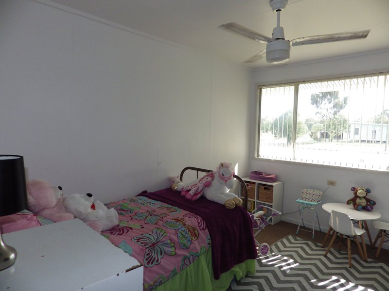 Photo - 202 Alice Street, Mitchell QLD 4465 - Image 8