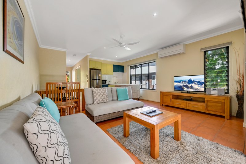 Photo - 20/2 Beaches Village Circuit, Agnes Water QLD 4677 - Image 9