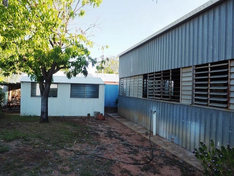 Photo - 202 Camooweal Street, Mount Isa QLD 4825 - Image 9