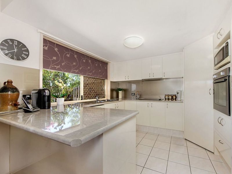 Photo - 20/2 Cassowary Drive, Burleigh Waters QLD 4220 - Image 4