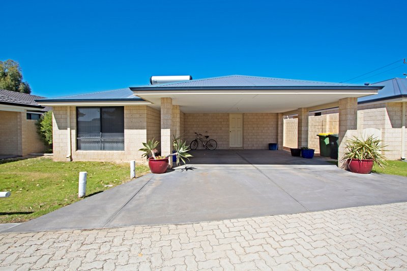 20/2 Casuarina Crescent, Jurien Bay WA 6516