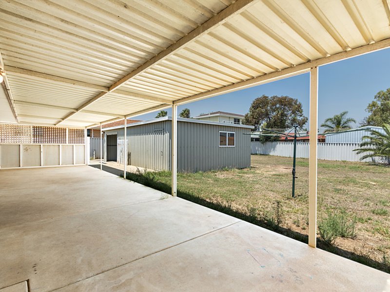 Photo - 202 Chapman Valley Road, Waggrakine WA 6530 - Image 12